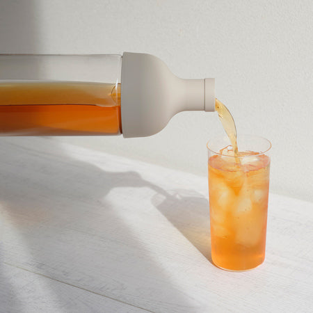 Hario - Filter-In Cold Brew Tea Bottle, 750ml smėlio spalvos