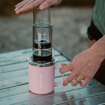 AeroPress - Kelioninis kavos puodelis, rožinis 350ml