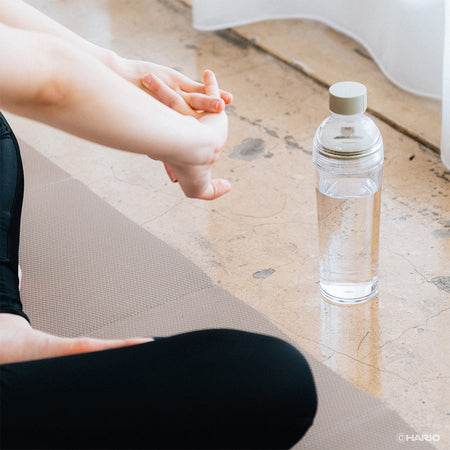 Hario - Filter-in Bottle Portable, 400ml žalsvas