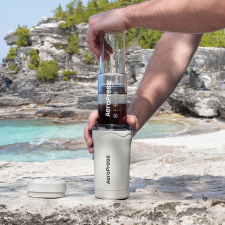 AeroPress Go Plus Coffee Maker, kreminis